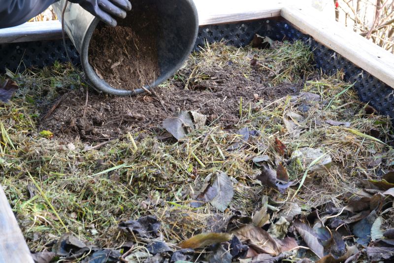 Hochbeet auffüllen Herbst